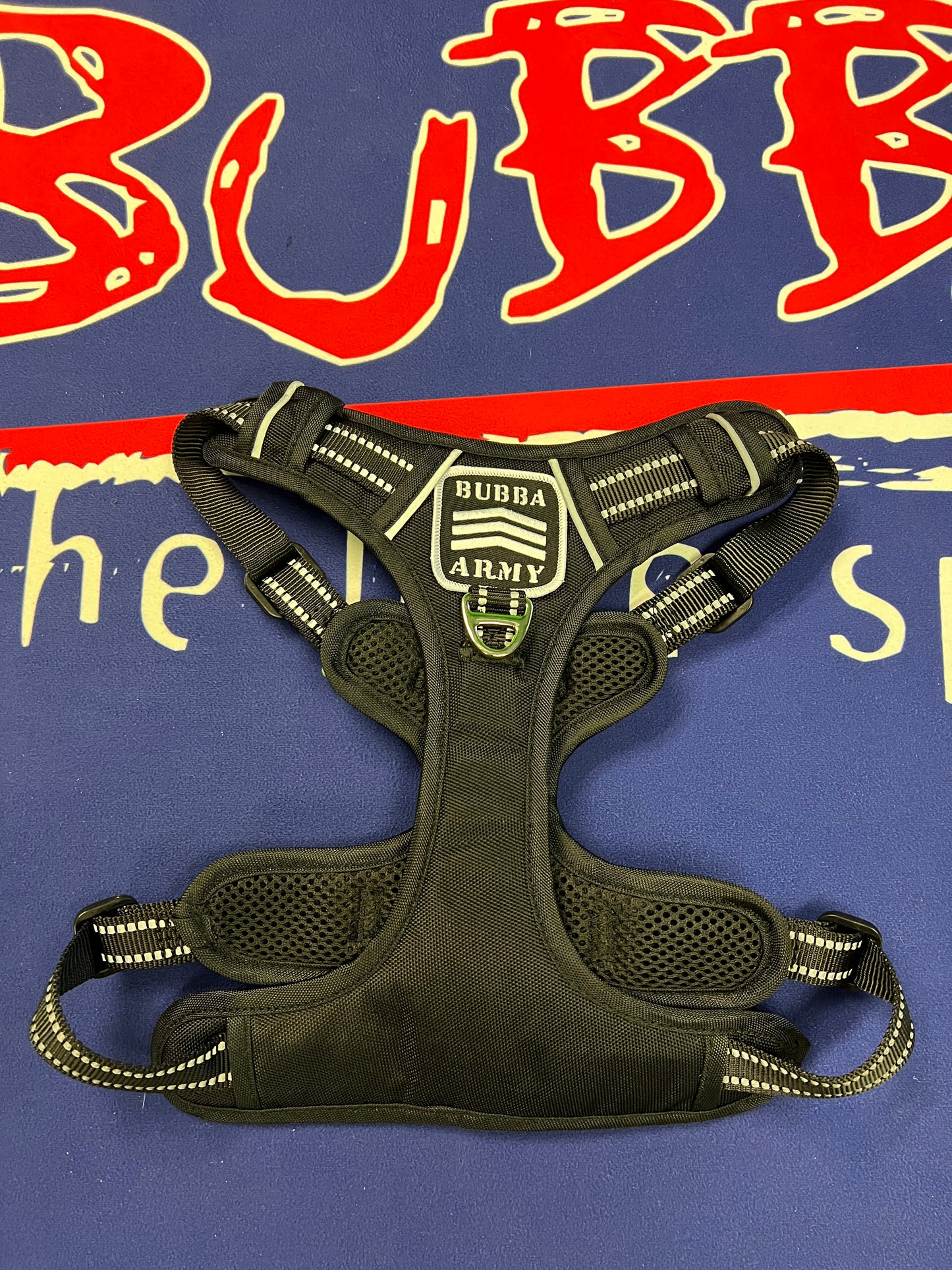 Back by popular demand! #doglife 🐾 Bubba Army Custom dog harness with logo / reflective LIMITED EDITION