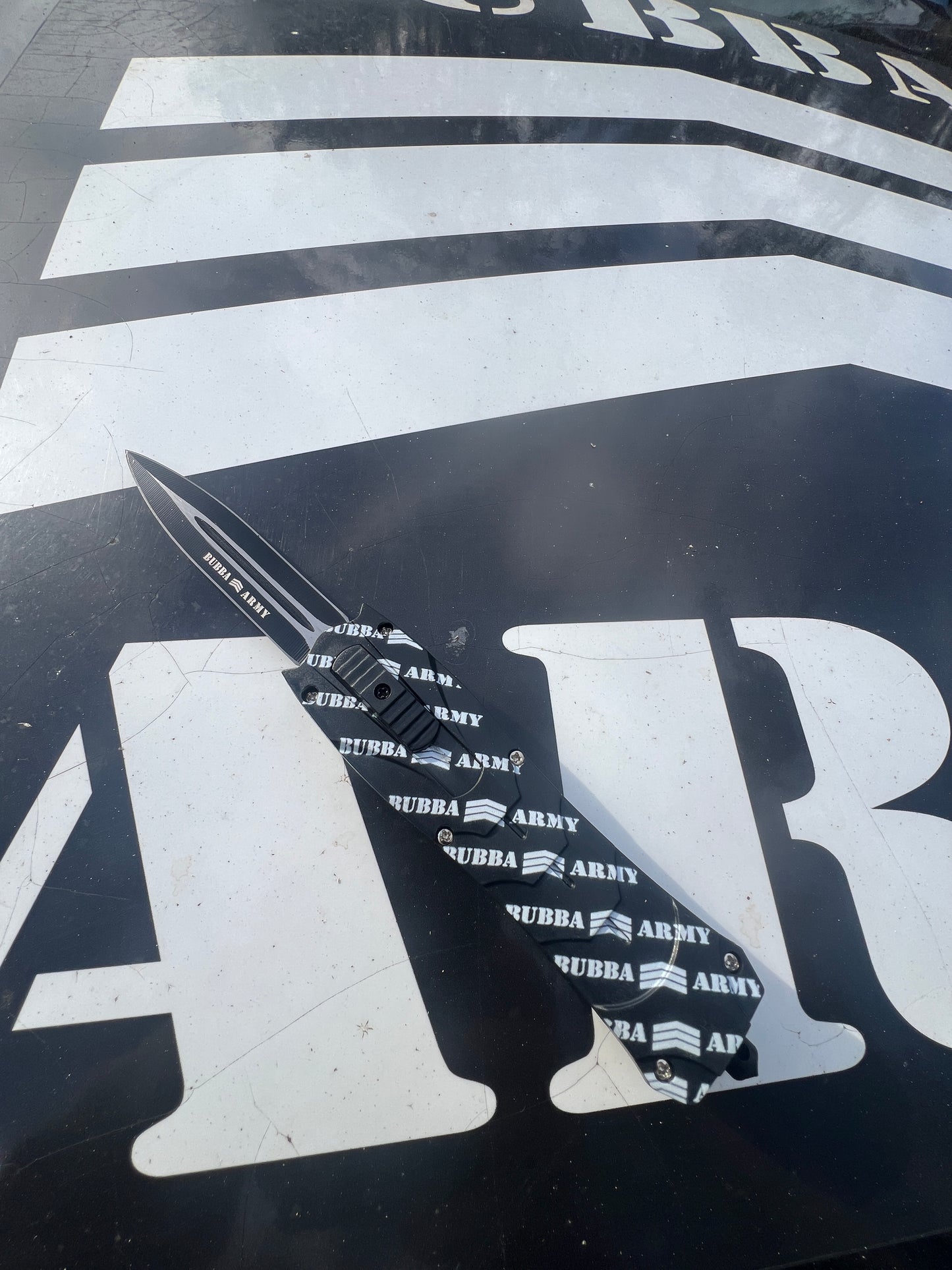 Retractable 9” hunting knife- Custom Bubba Army Logo on blade black sleeve case included